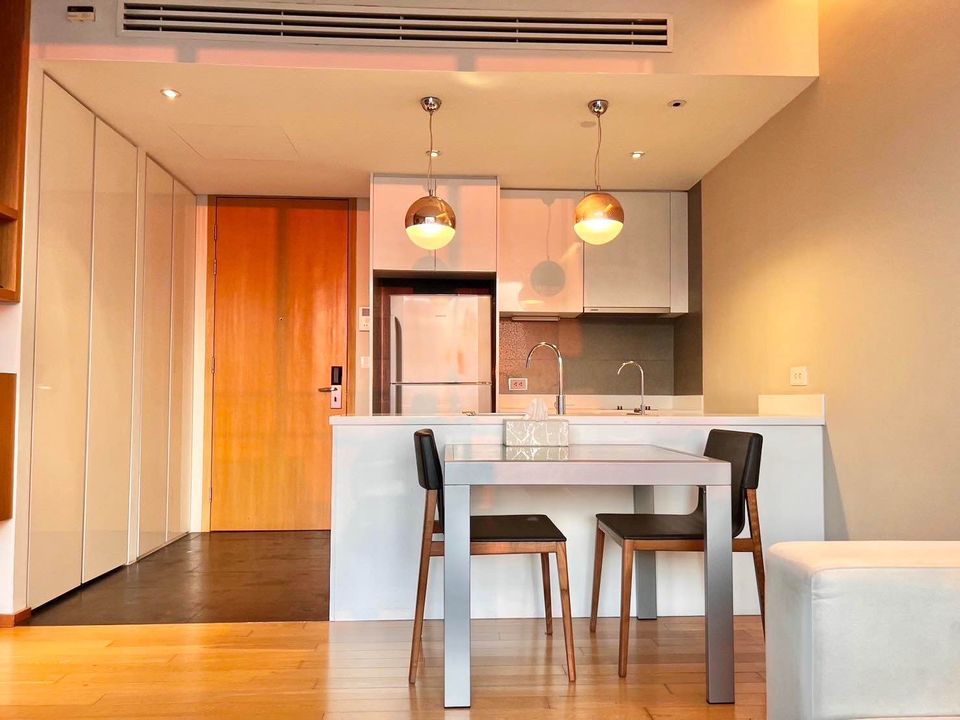 เอควา เรสซิเด้นซ์ สุขุมวิท 49 คอนโด ใกล้ BTS ทองหล่อ 350 เมตร Aequa Residence Sukhumvit 49