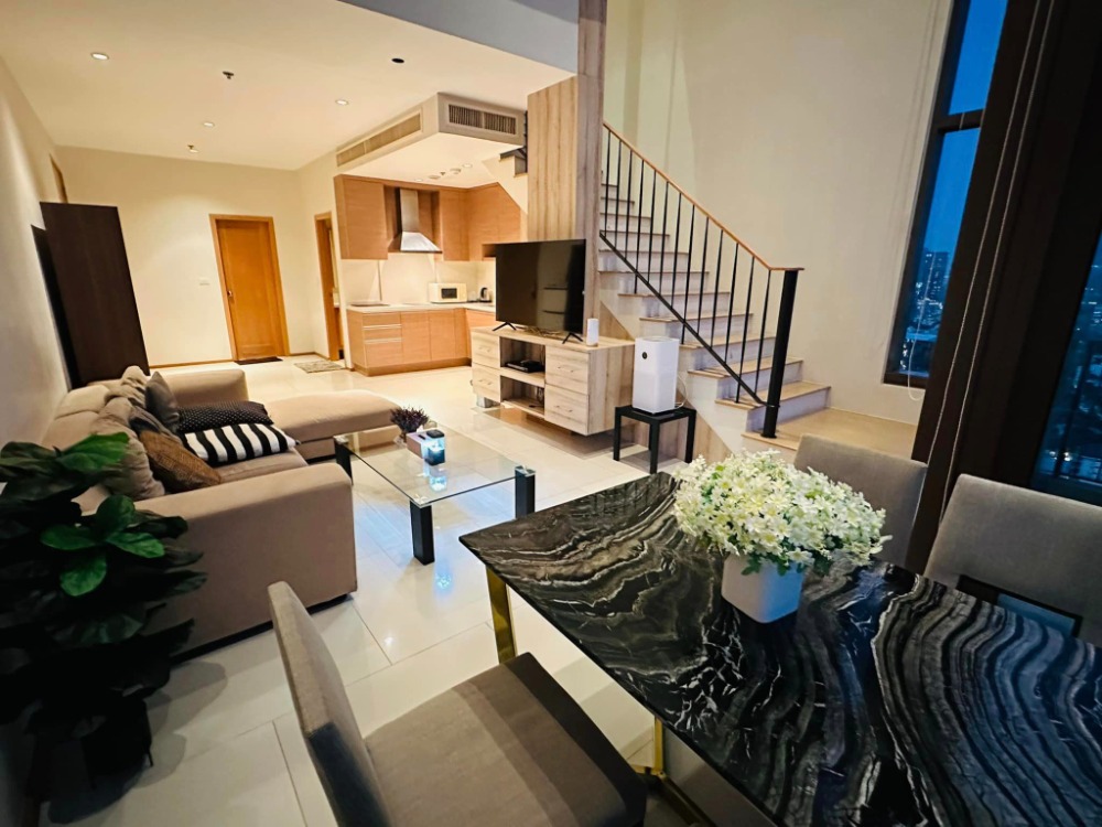 ดิ เอ็มโพริโอ เพลส สุขุมวิท 24 ห้อง Duplex วิวแม่น้ำ The Emporio Place Sukhumvit 24  ใกล้ BTS พร้อมพงษ์