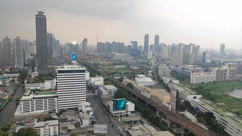 เดอะ เบส เพชรบุรี ทองหล่อ (2ห้องนอน 2ห้องน้ำ) The Base Phetchaburi Thonglor คอนโดให้เช่า ใกล้ MRT สถานีเพชรบุรี BTS พร้อมพงษ์ และ Airport Link สถานีมักกะสัน